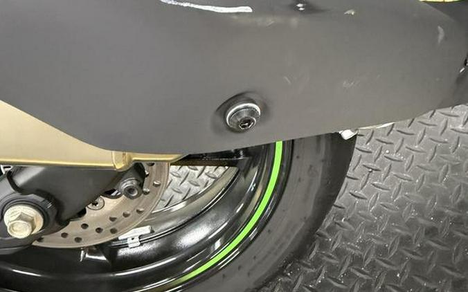2024 Kawasaki Ninja® ZX™-4RR ABS KRT Edition ABS