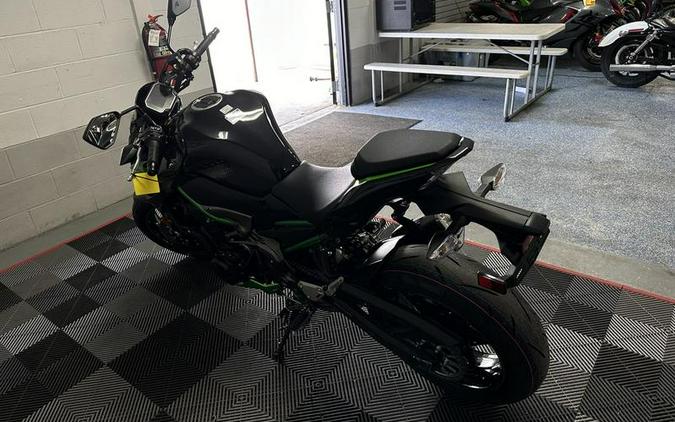 2024 Kawasaki Z900 SE ABS