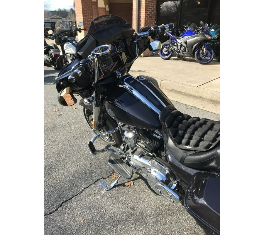 2021 Harley-Davidson® FLHXS - Street Glide® Special