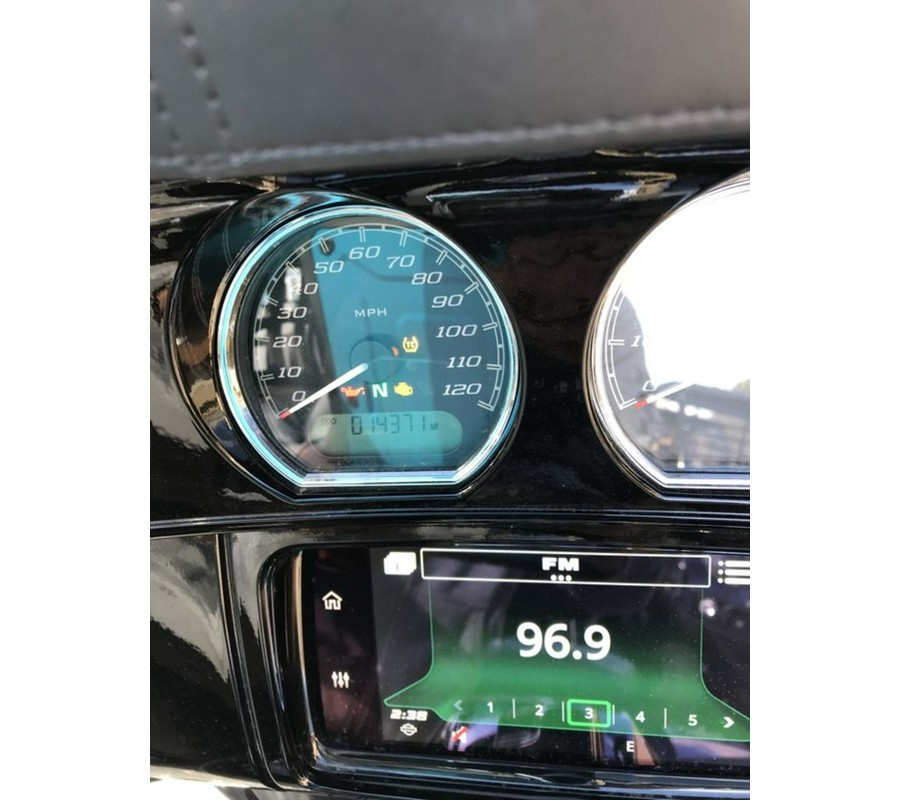 2021 Harley-Davidson® FLHXS - Street Glide® Special