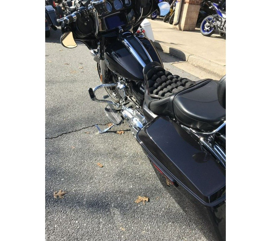 2021 Harley-Davidson® FLHXS - Street Glide® Special