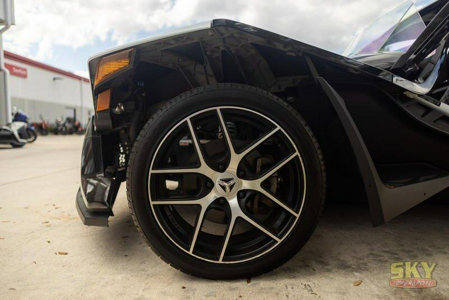 2019 Slingshot GT 49ST BLACK CRYSTAL