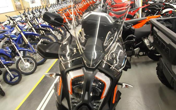 2023 KTM 1290 Super Adventure S