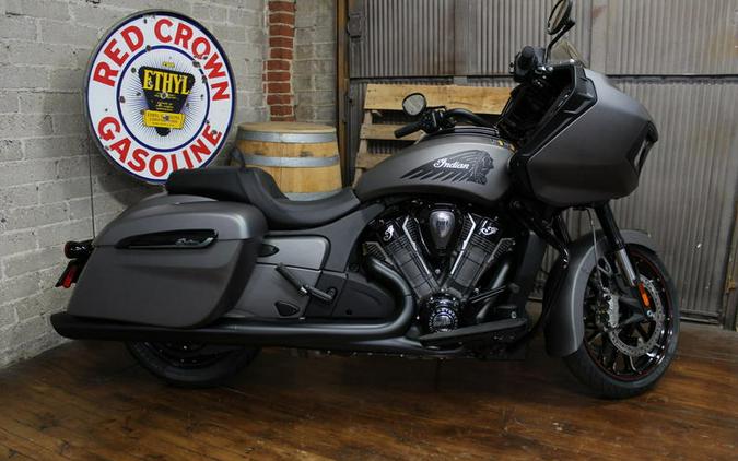 2023 Indian Motorcycle® Challenger® Dark Horse® Titanium Smoke