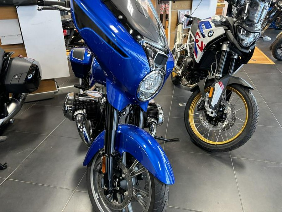 2024 BMW R 18 B Racing Blue Metallic