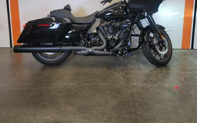 2022 Harley-Davidson® Road Glide® ST Vivid Black FLTRXST