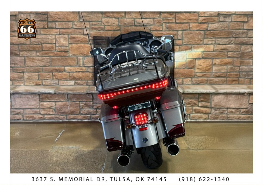 2015 Harley-Davidson® CVO™ Ultra Limited Two-Tone Palladium Silver/Typhoon Maroon