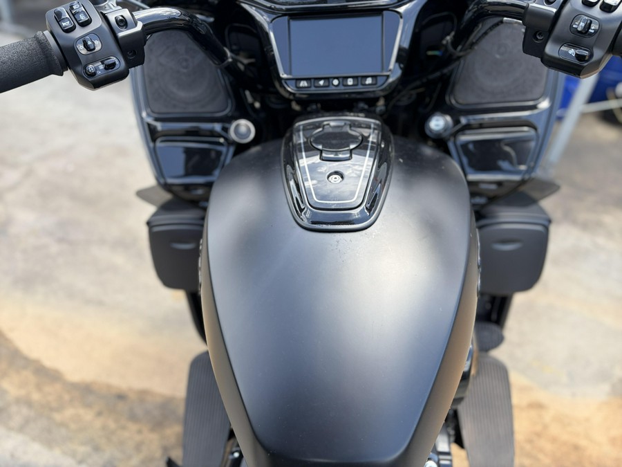 2024 Indian Motorcycle PURSUIT DARK HORSE BLACK SMOKE 49ST Dark Horse