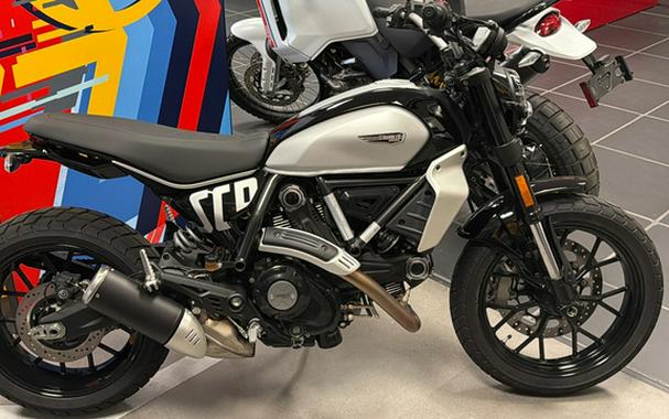 2024 Ducati Scrambler Icon