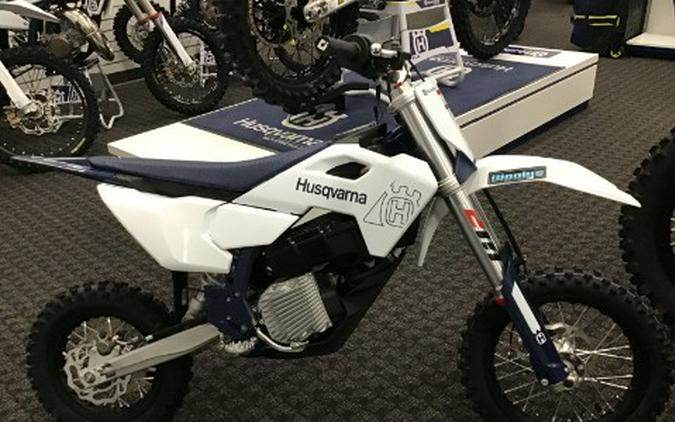 2027 Husqvarna EE 5