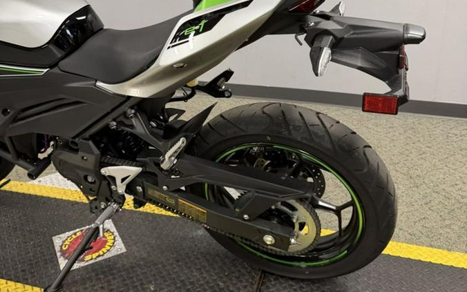 2024 Kawasaki Z e-1 ABS
