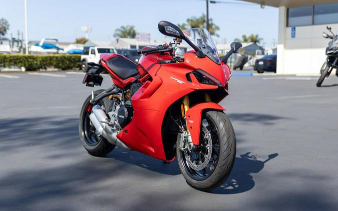 2024 Ducati Supersport 950 S Red