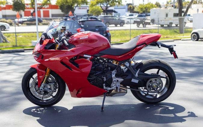 2024 Ducati Supersport 950 S Red