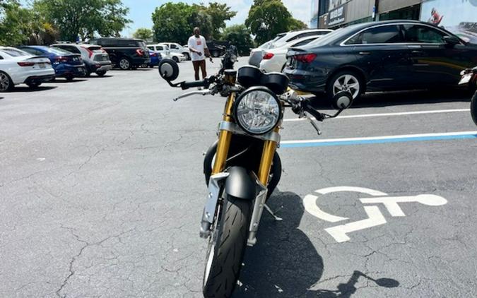 2018 Triumph Thruxton 1200 R Jet Black