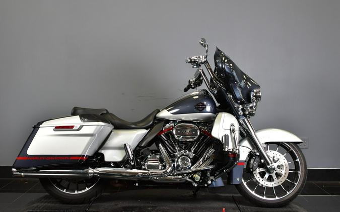 2019 Harley-Davidson CVO Street Glide