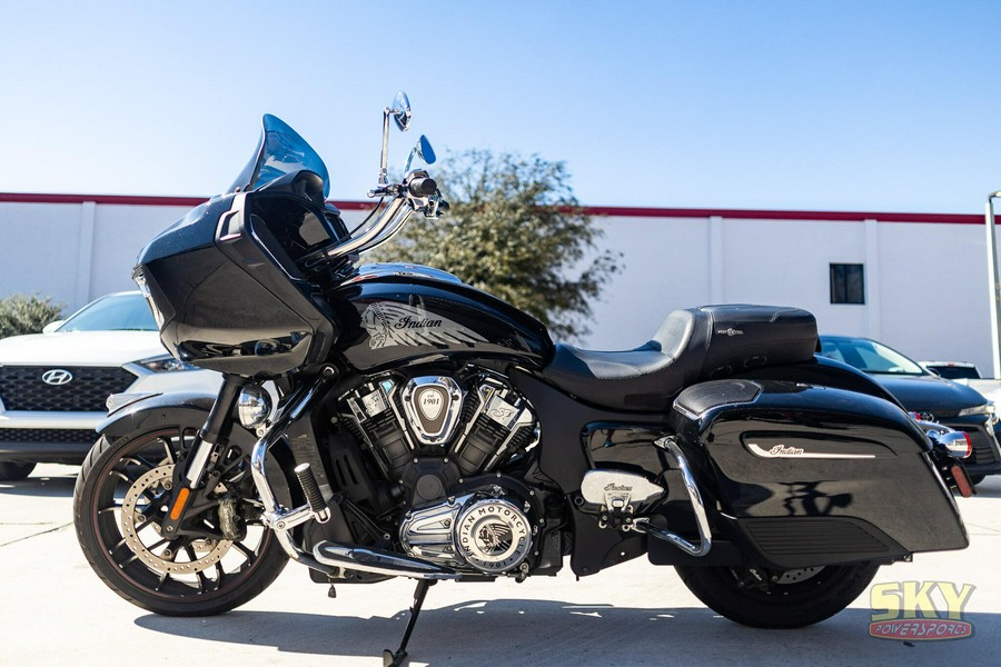 2021 Indian Motorcycle CHALLENGER LIMITED BLK PEARL 49ST Limited