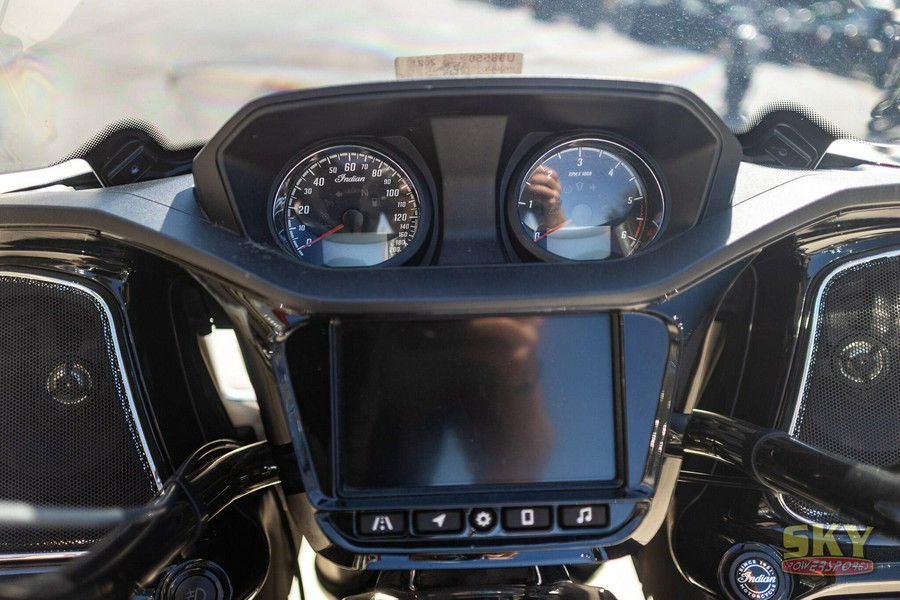 2021 Indian Motorcycle CHALLENGER LIMITED BLK PEARL 49ST Limited