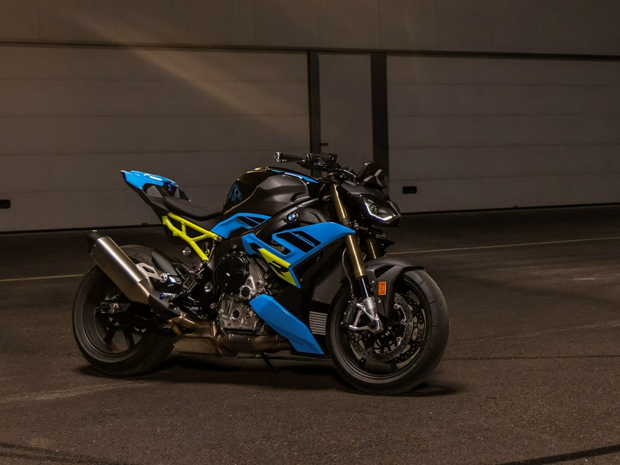 2026 BMW S 1000 R