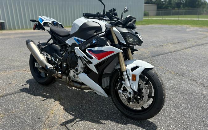 2026 BMW S 1000 R