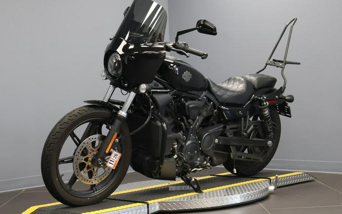 2025 Harley-Davidson® Nightster® Vivid Black