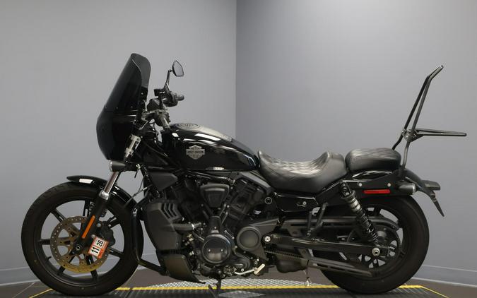 2025 Harley-Davidson® Nightster® Vivid Black