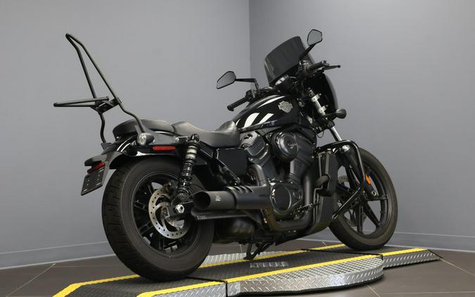 2025 Harley-Davidson® Nightster® Vivid Black
