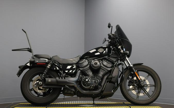 2025 Harley-Davidson® Nightster® Vivid Black