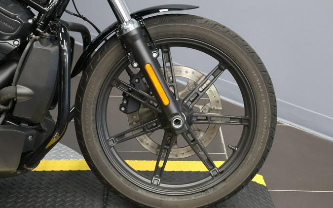 2025 Harley-Davidson® Nightster® Vivid Black