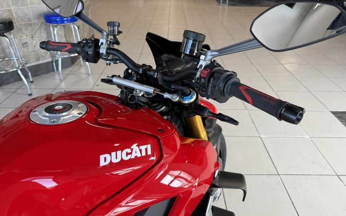 2022 Ducati STREETFIGHTER V4S