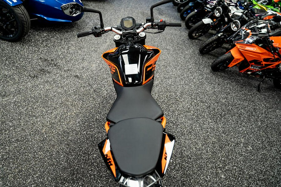 2023 KTM 200 Duke