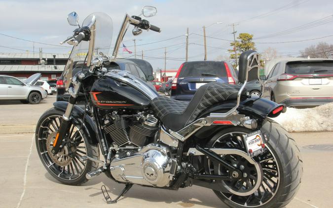 2023 Harley-Davidson Breakout