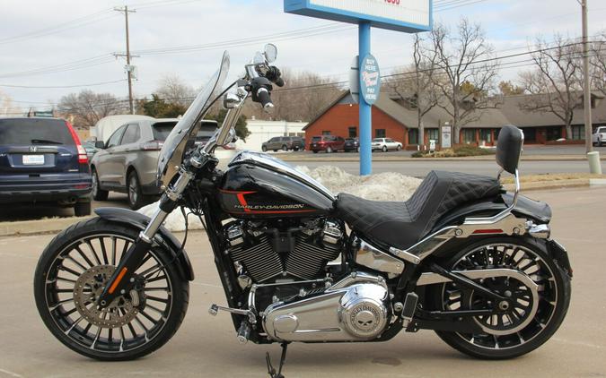 2023 Harley-Davidson Breakout