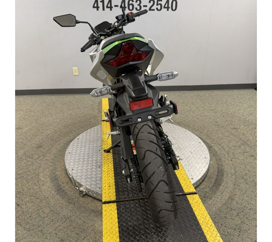 2024 Kawasaki Z e-1 ABS