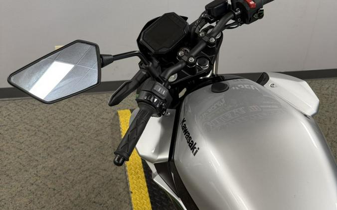 2024 Kawasaki Z e-1 ABS