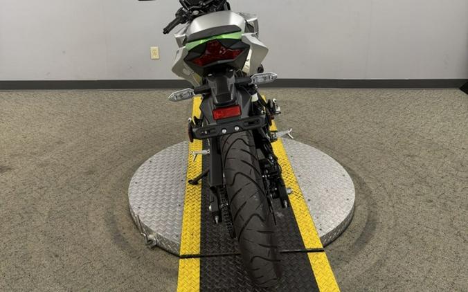 2024 Kawasaki Z e-1 ABS