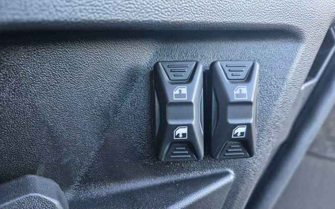 2026 Can-Am® Defender MAX XT CAB HD11 With 10.25 in.display