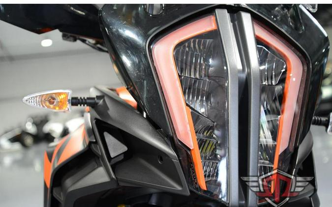 2020 KTM 1290 SUPER ADVENTURE S