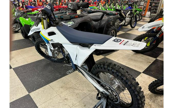 2025 Husqvarna Motorcycles FC 350