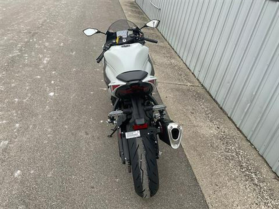 2025 Kawasaki Ninja ZX-6R ABS