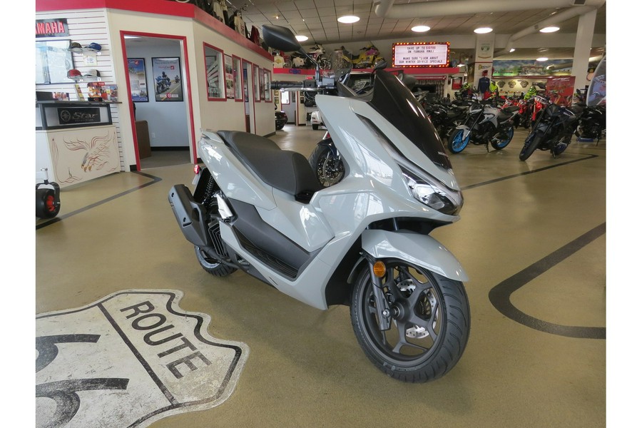 2025 Honda PCX ABS