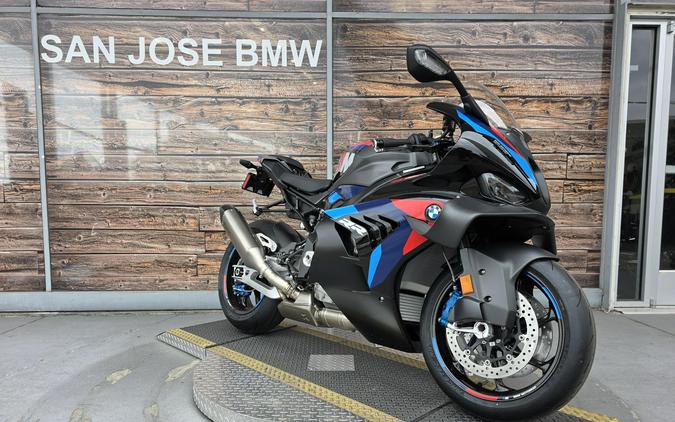 2026 BMW M 1000 RR