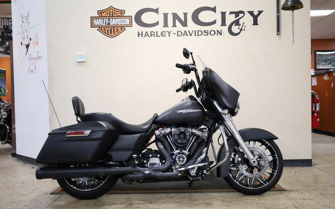 FLHX 2020 Street Glide®