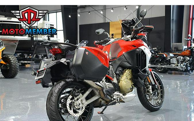 2022 Ducati MULTISTRADA V4S TRAVEL AND RADAR SPOKE