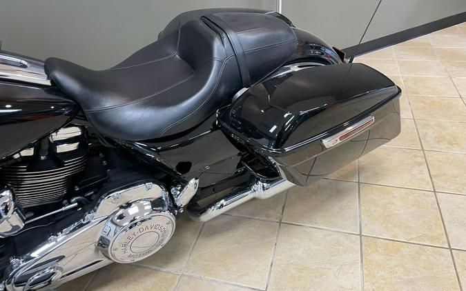 2021 Harley-Davidson Street Glide® Base