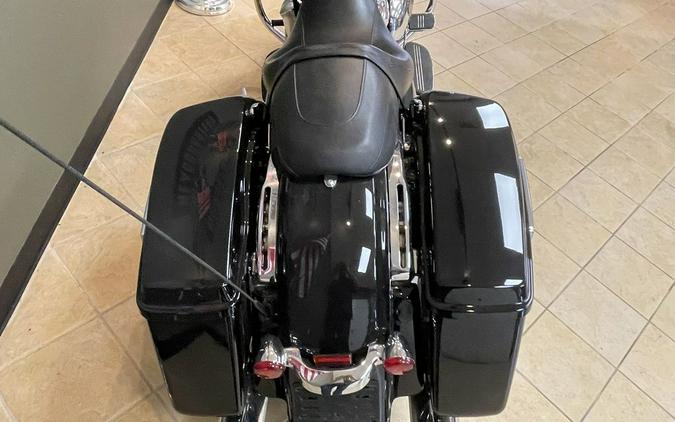 2021 Harley-Davidson Street Glide® Base