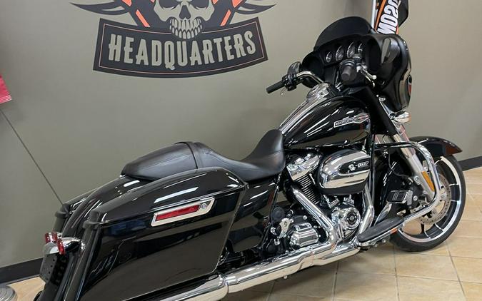 2021 Harley-Davidson Street Glide® Base