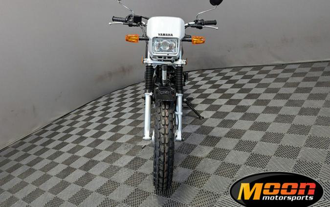 2024 Yamaha TW200 200 GALLANT GRAY