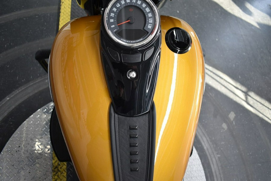 2023 Harley-Davidson FLHCS - Heritage Classic