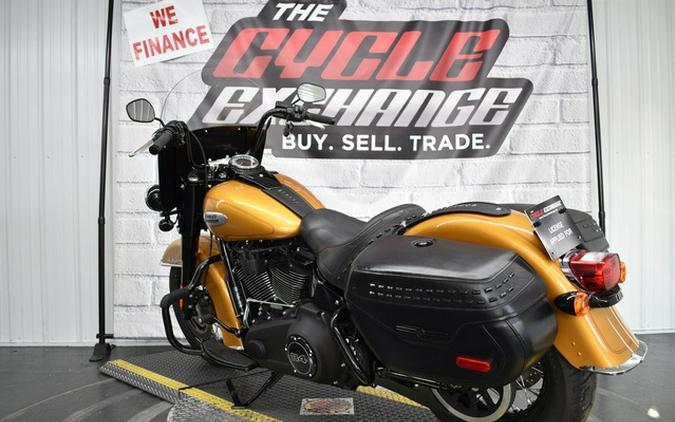 2023 Harley-Davidson FLHCS - Heritage Classic