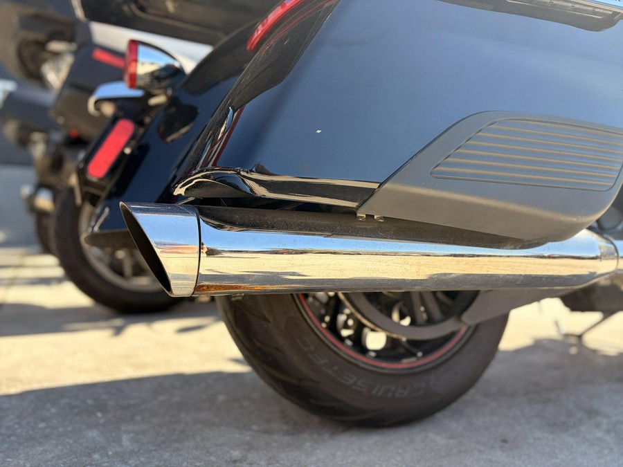 2020 Indian Motorcycle CHALLENGER LIMITED THUNDER BLACK PRL 49ST Limited